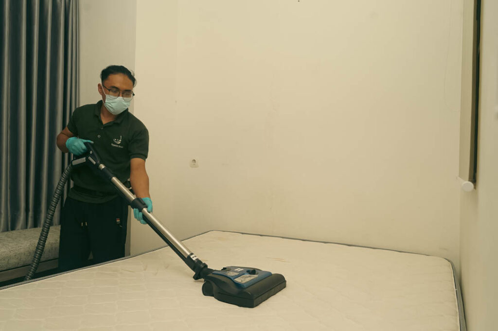 layanan-hyphi-clean-hydro-vacuum